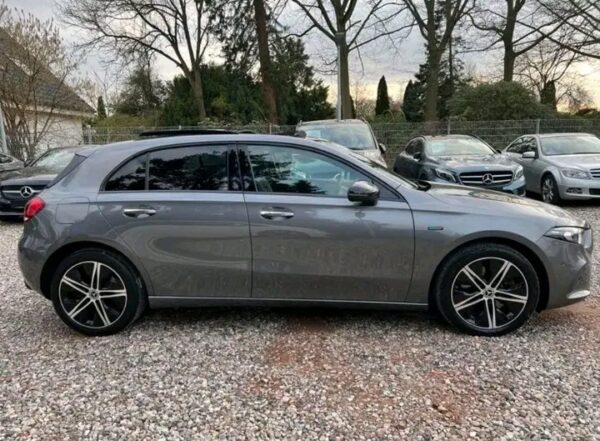 Mercedes-Benz A
