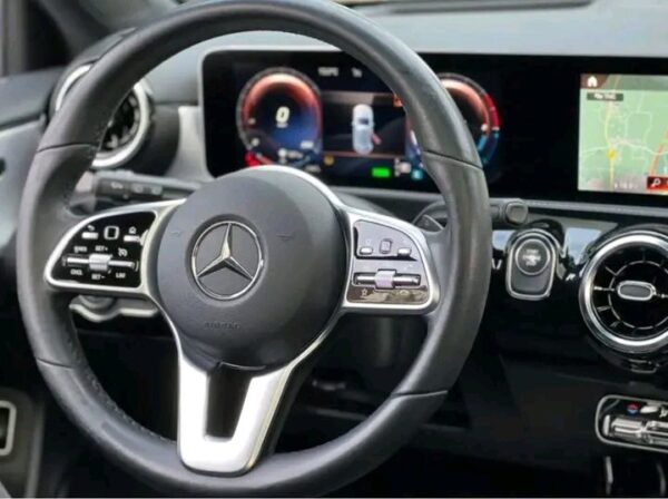 Mercedes-Benz A
