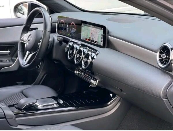 Mercedes-Benz A