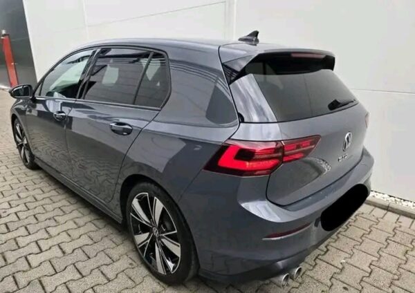 Volkswagen Golf VIII