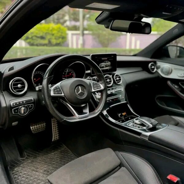Mercedes Benz C43