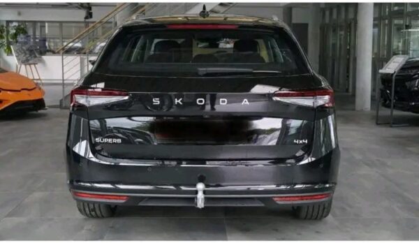 2025/03/1000020341.jpg Skoda Superb