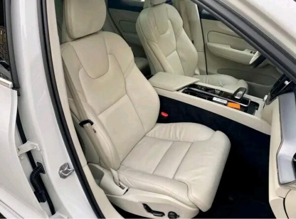 Volvo XC60 B4D