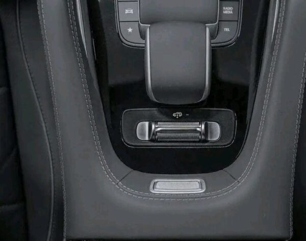 2025/03/1000021238.jpg Mercedes-Benz GLS 580