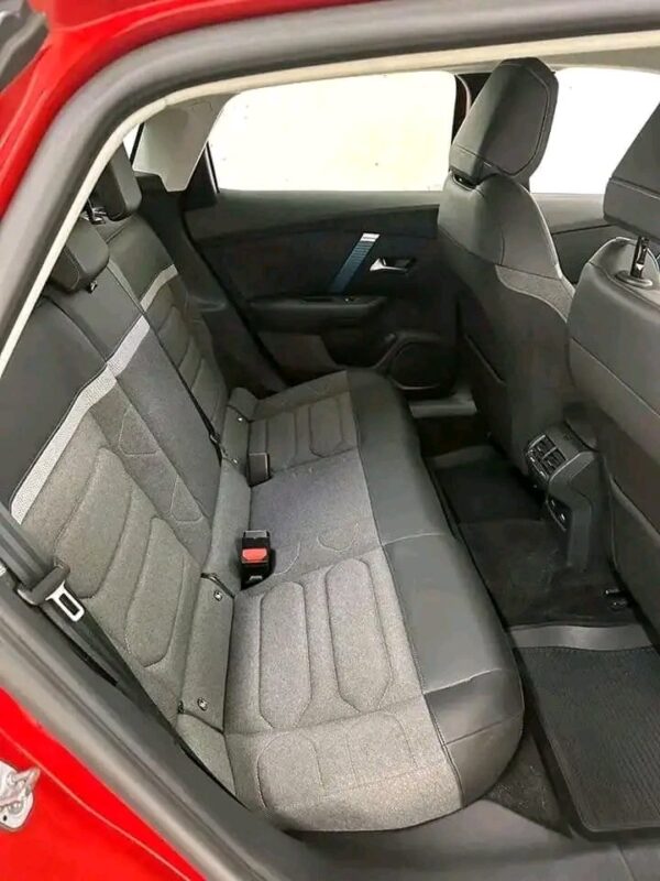 Citroen E-C4