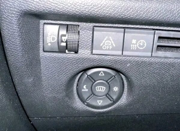Citroen E-C4