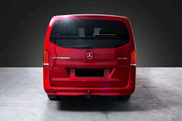 Mercedes-Benz Vito Tourer 8Seter