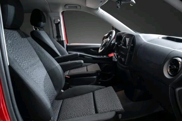 Mercedes-Benz Vito Tourer 8Seter
