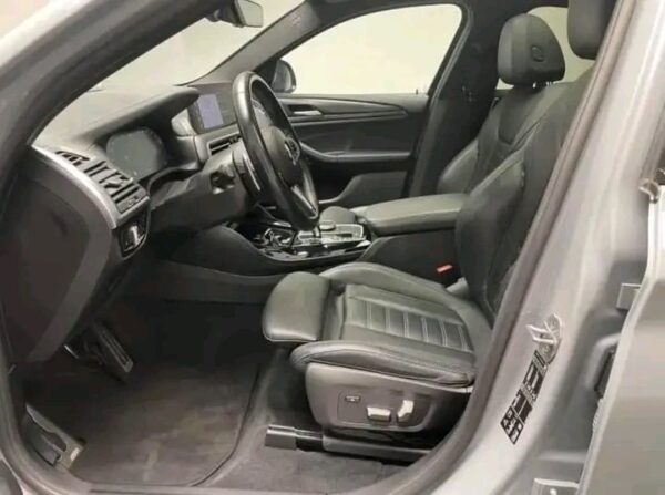 BMW X4 M40d