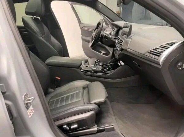 BMW X4 M40d