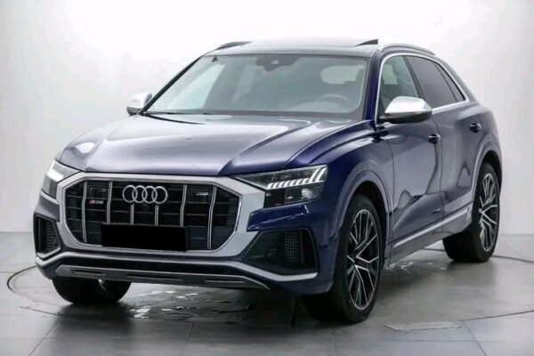 Audi SQ8