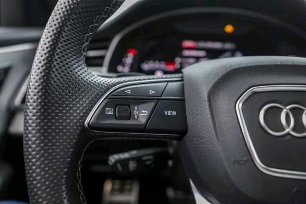 Audi SQ8