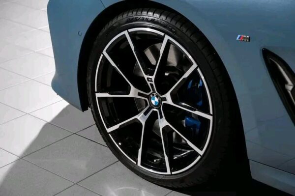 BMW 8-series