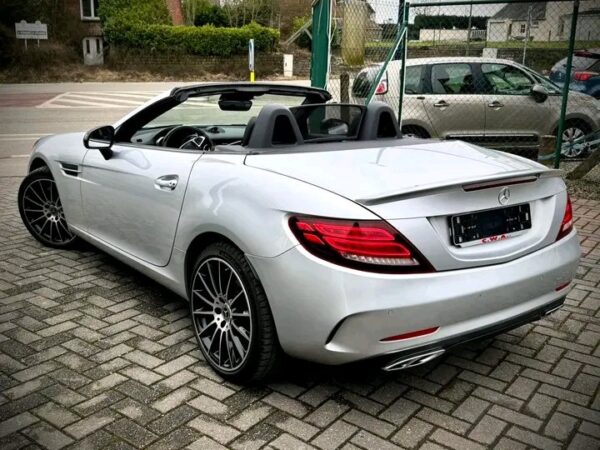 Mercedes-Benz SLC200