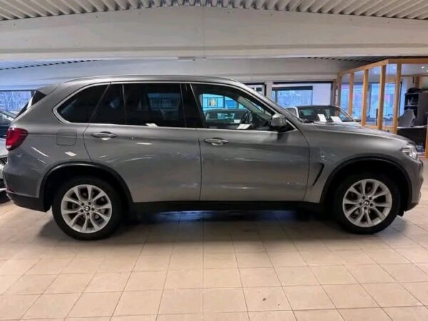 2025/03/1000023090.jpg BMW X5