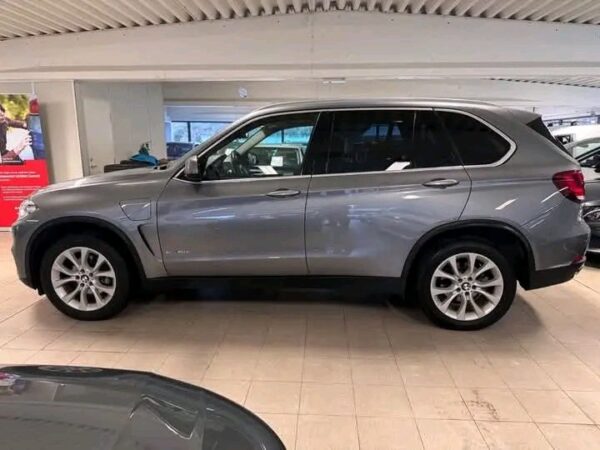 2025/03/1000023094.jpg BMW X5