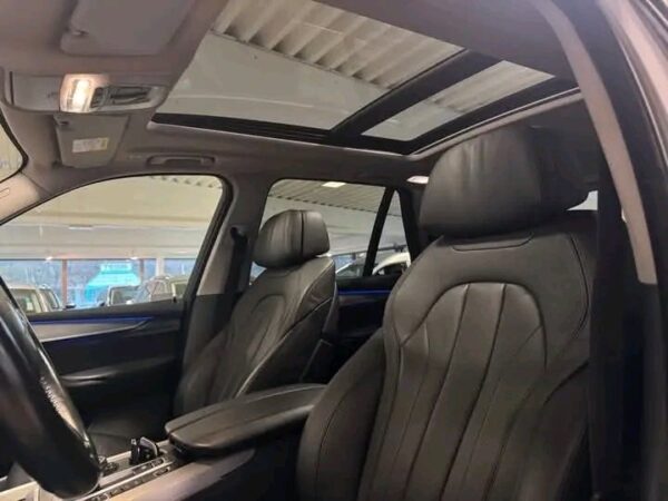 2025/03/1000023097.jpg BMW X5