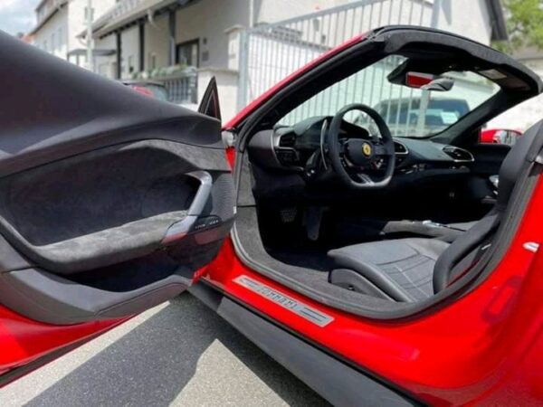 Ferrari 296 GTS Spider