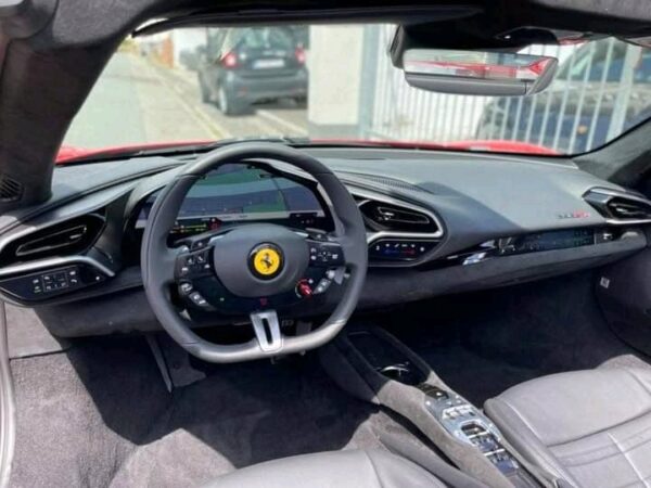 Ferrari 296 GTS Spider
