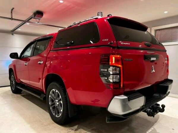 Mitsubishi L200