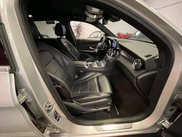 Mercedes GLC