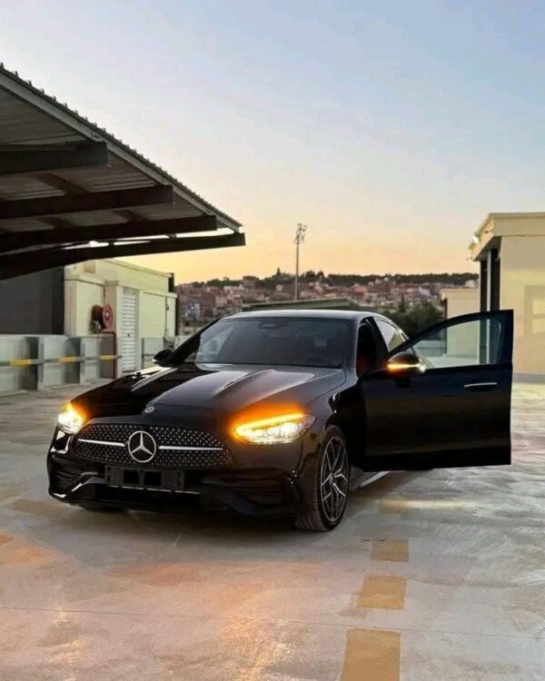 MERCEDES C220 4MATIC