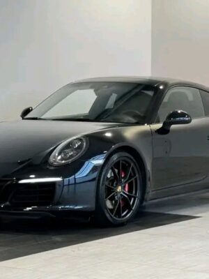 Porsche 911 CARERRA