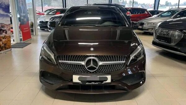 Mercedes-Benz A180