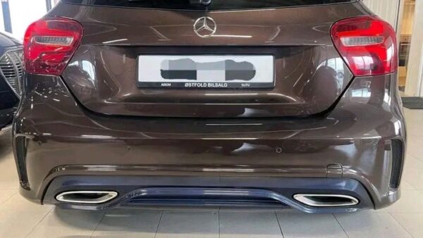 Mercedes-Benz A180
