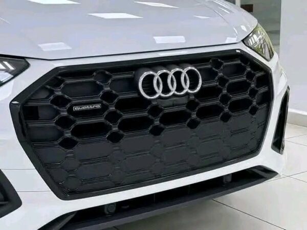 Audi Q5 40