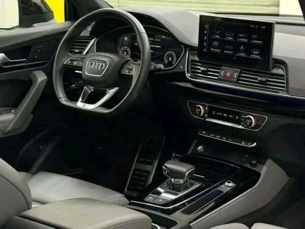 Audi Q5 40