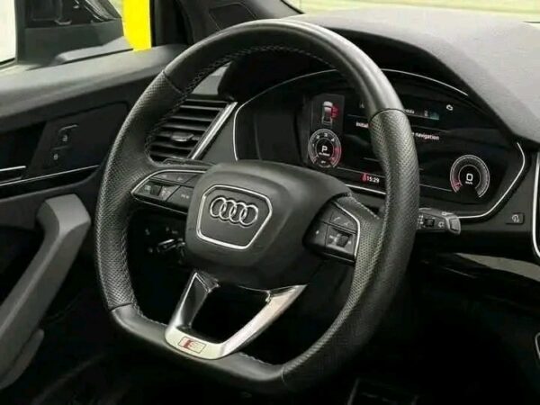 Audi Q5 40