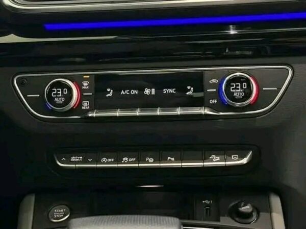 Audi Q5 40