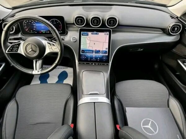 Mercedes-Benz C 220