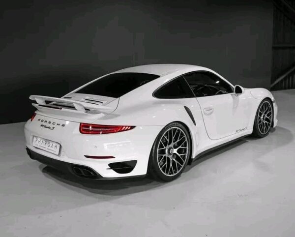 Porsche 911 Turbo S