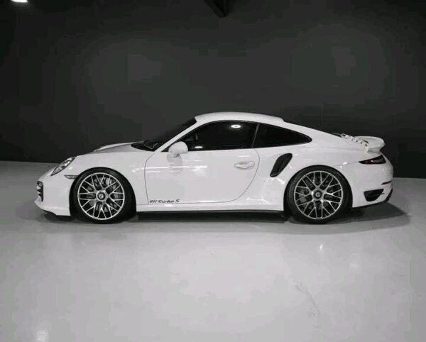 Porsche 911 Turbo S