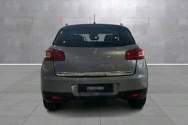 Peugeot 4008