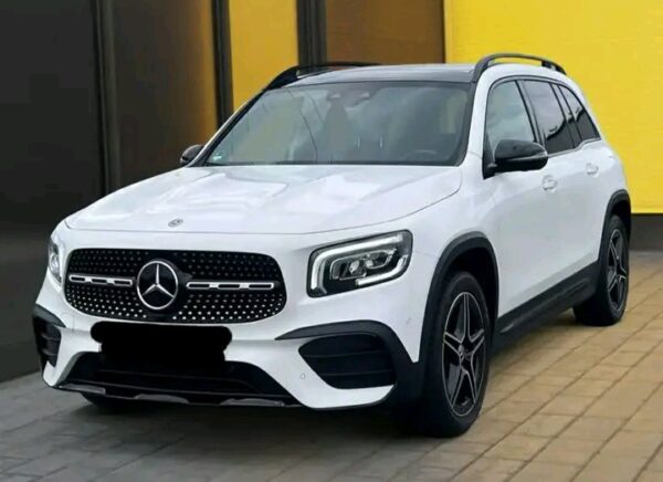 Mercedes-Benz GLB 250 AMG