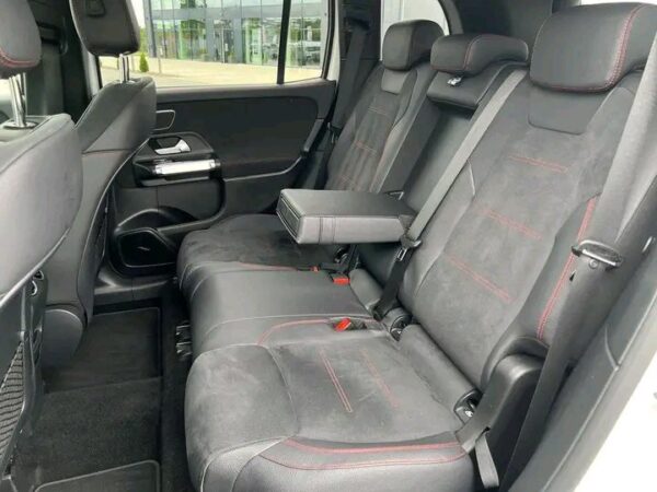 Mercedes-Benz GLB 250 AMG