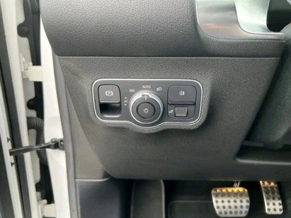 Mercedes-Benz GLB 250 AMG