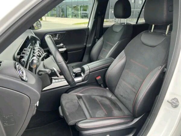 Mercedes-Benz GLB 250 AMG
