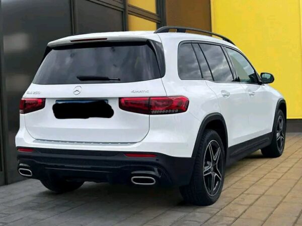 Mercedes-Benz GLB 250 AMG