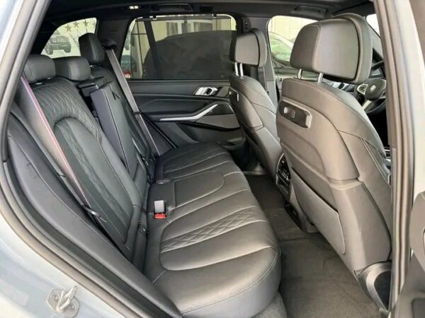 BMW X5 series X5M50d-M package
