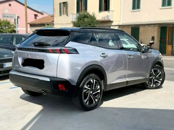 Peugeot 2008 BlueHDi