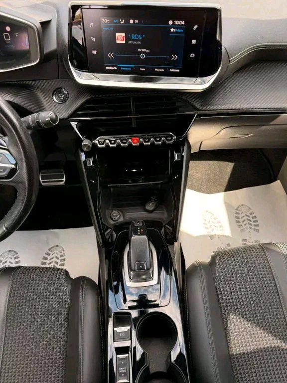 Peugeot 2008 BlueHDi