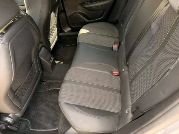 Peugeot 2008 BlueHDi