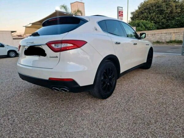 2025/06/1749811202328.jpg Maserati Levante