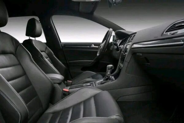 2025/08/1756462063900.jpg Volkswagen Golf 1.4 TSI