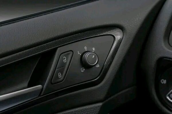 2025/08/1756462075696.jpg Volkswagen Golf 1.4 TSI