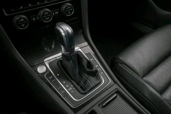 2025/08/1756462087040.jpg Volkswagen Golf 1.4 TSI